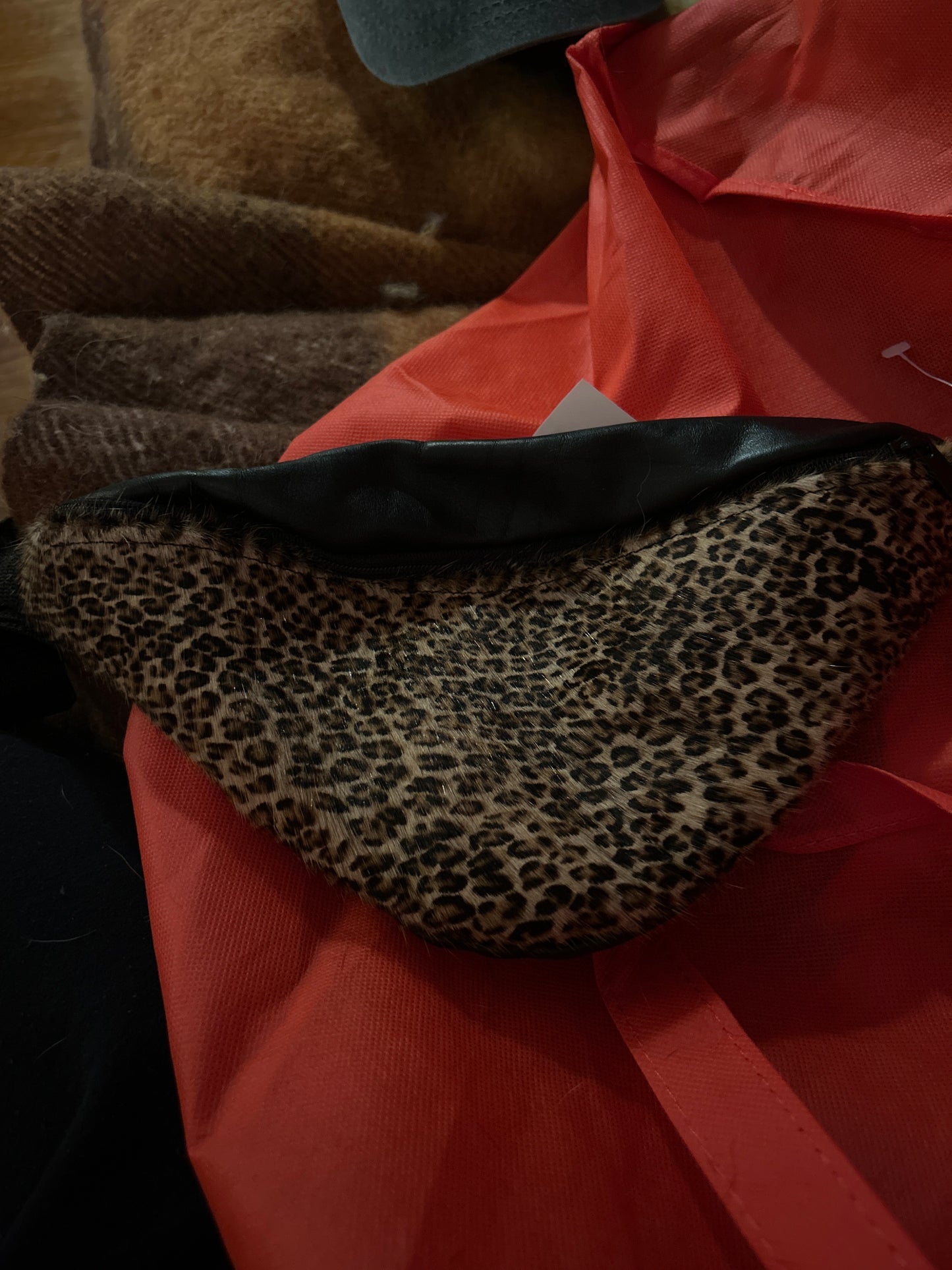 Leopard horse hair leather bag