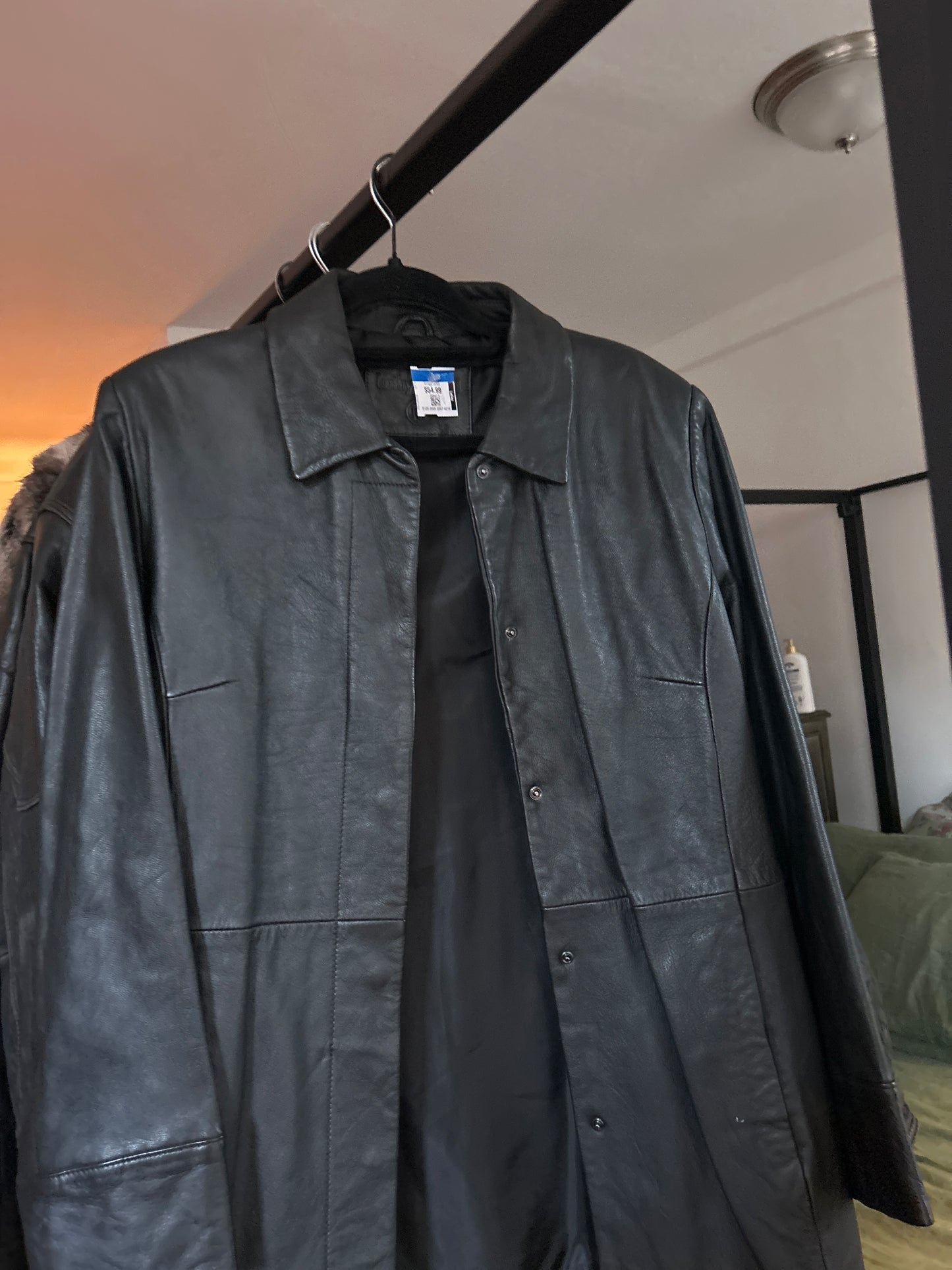Kathy Ireland black leather jacket
