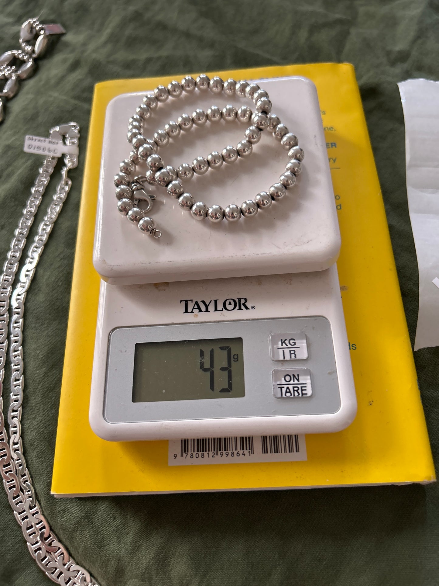 Silver beaded necklace 01506G