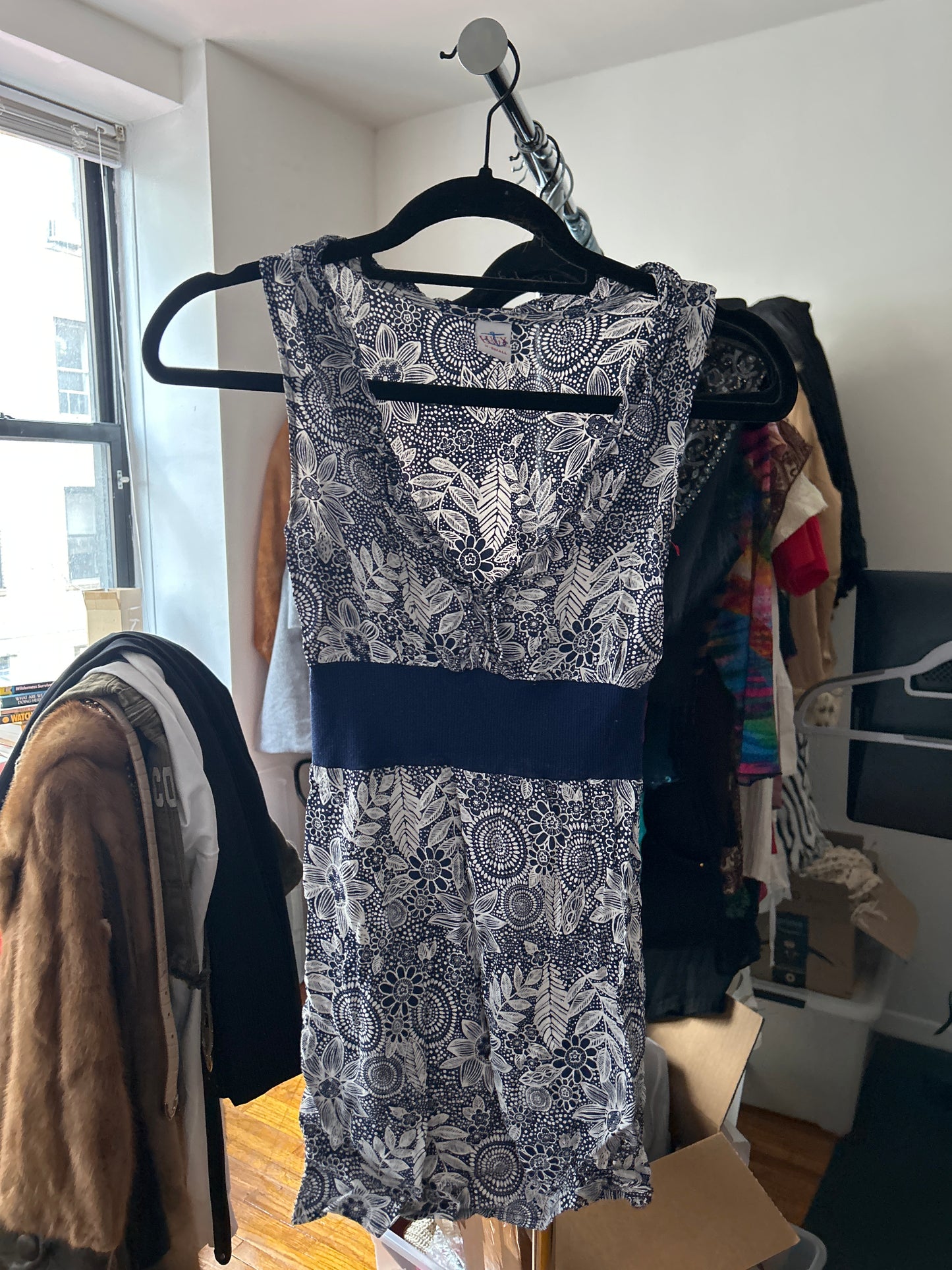 Lucy love Blue and white floral tank top