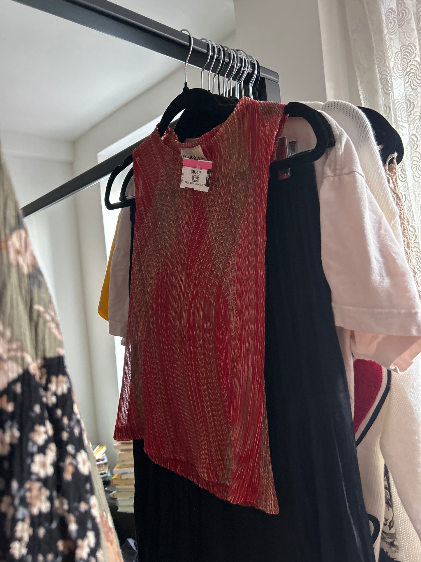 Rhapsody abstract top