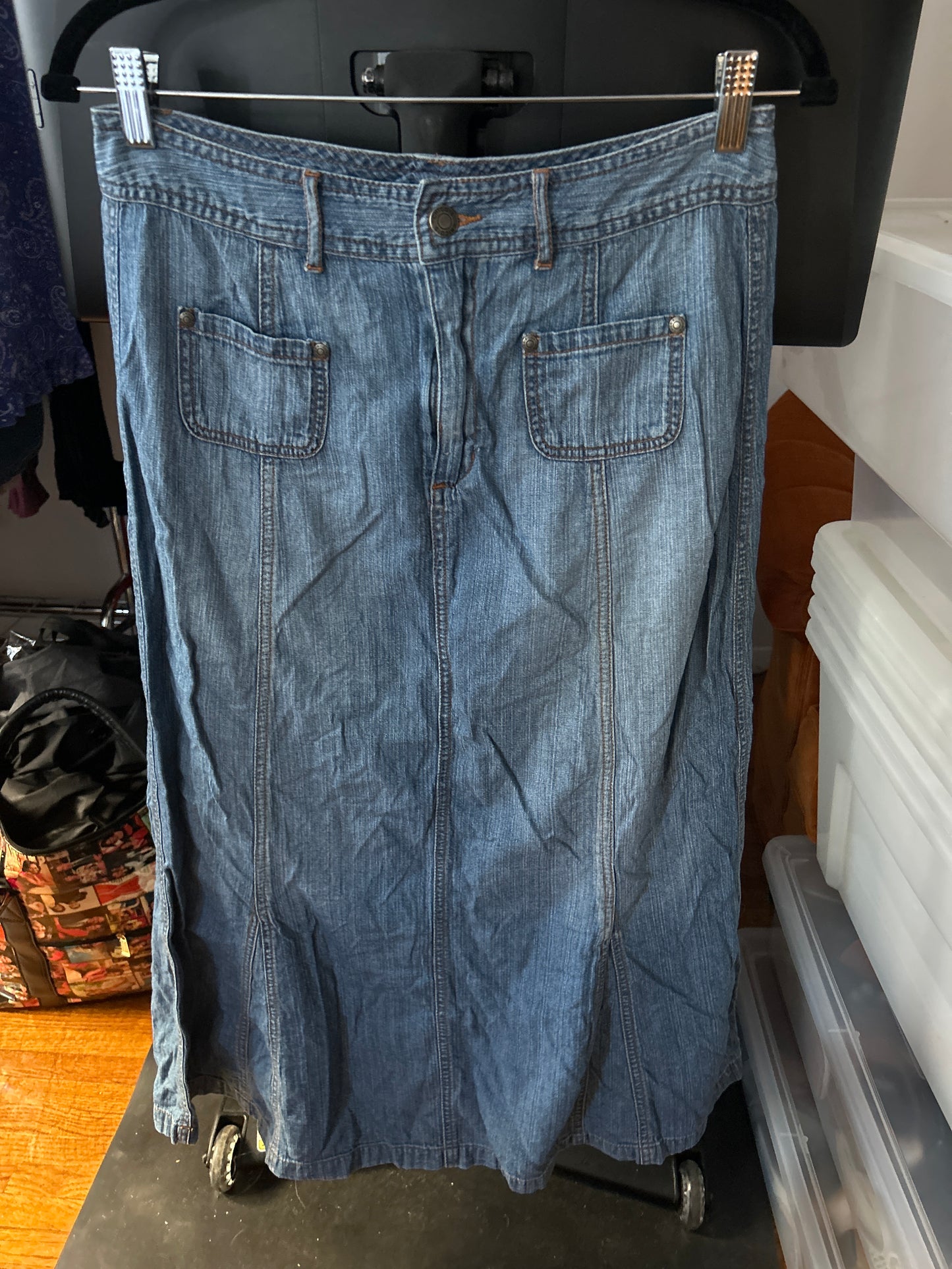 Maxi denim skirt