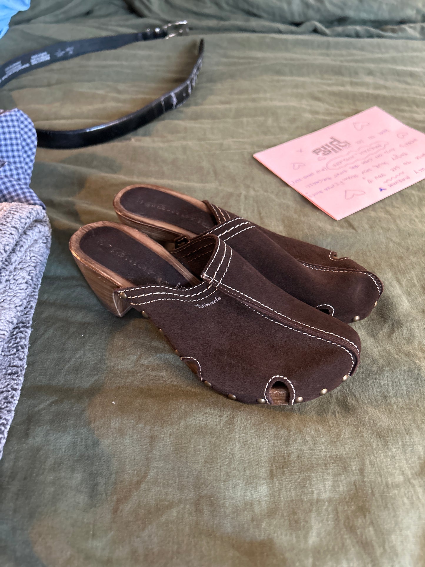 Tamaris brown clogs