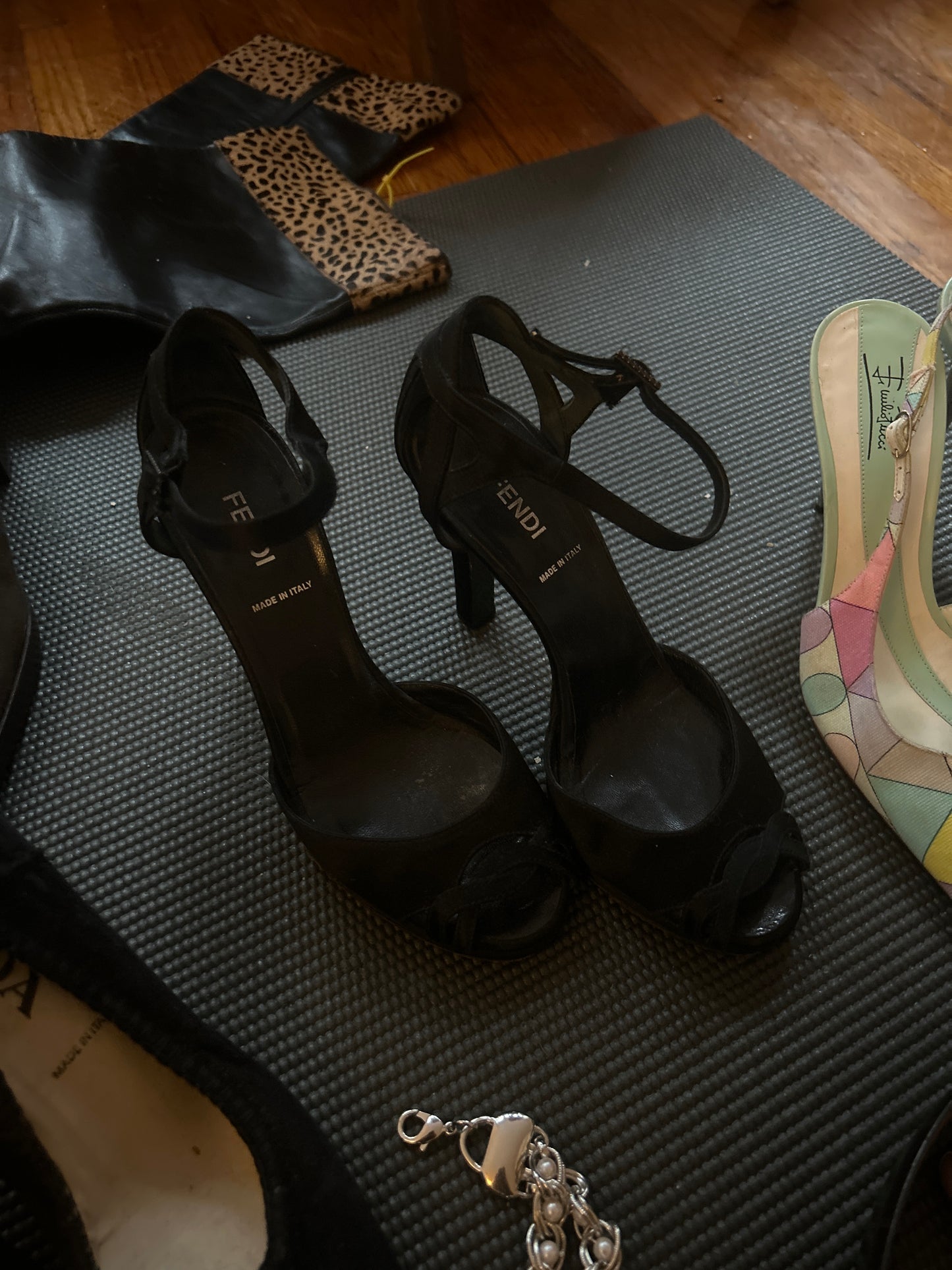 Fendi black peep toe heel JM 331