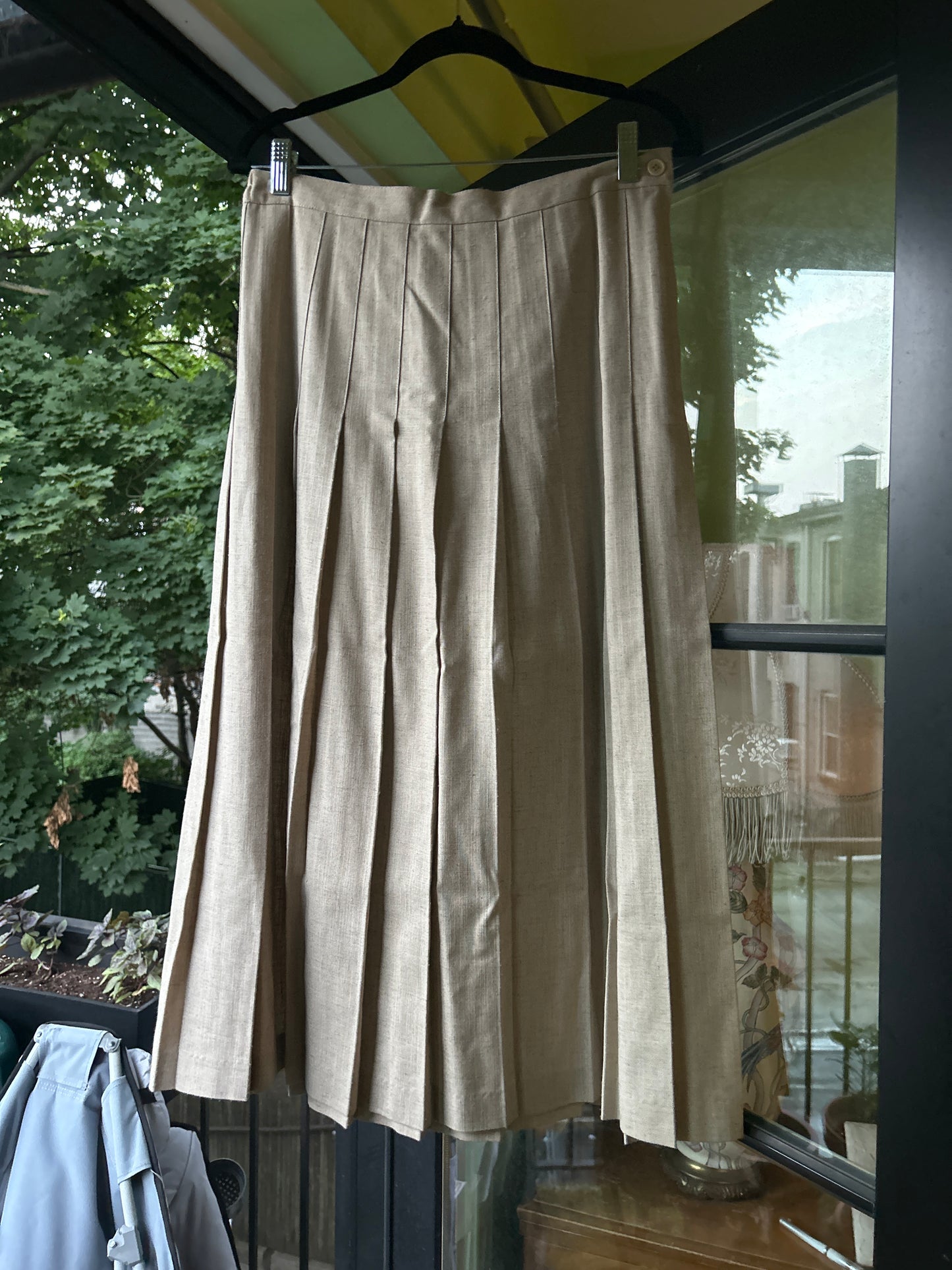 tan linen pleated skirt