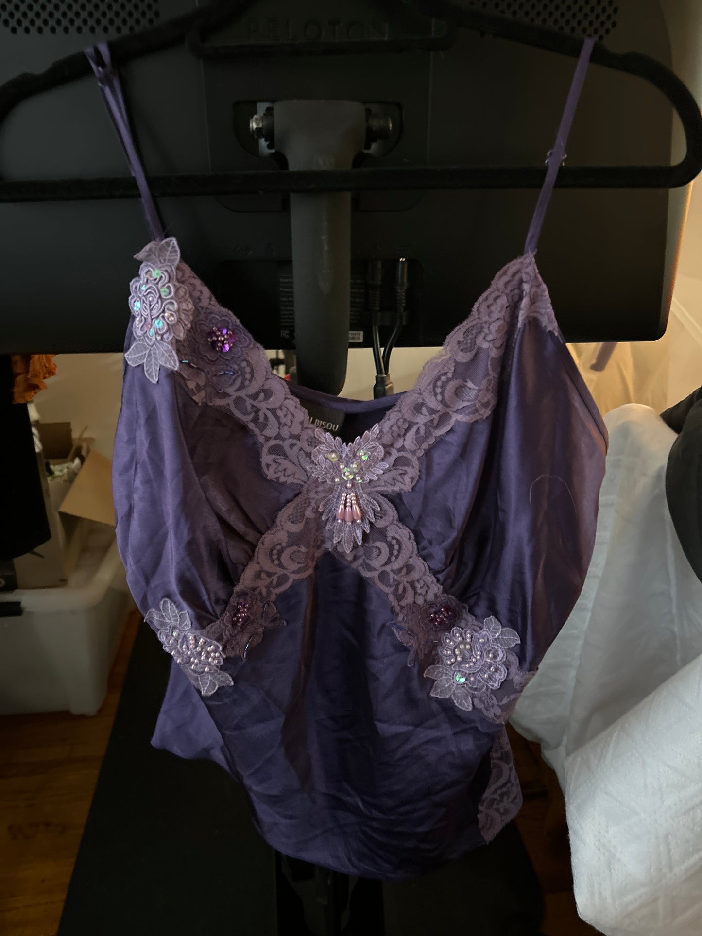 Bisou bisou purple embellished tank