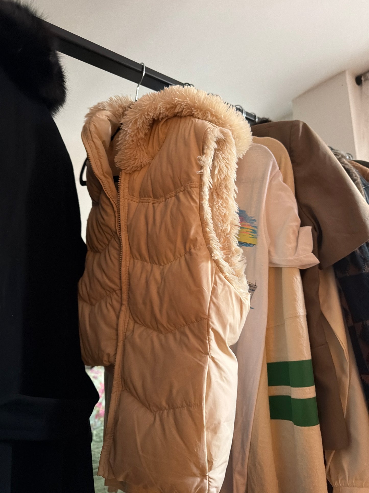 Big chill white puffer vest
