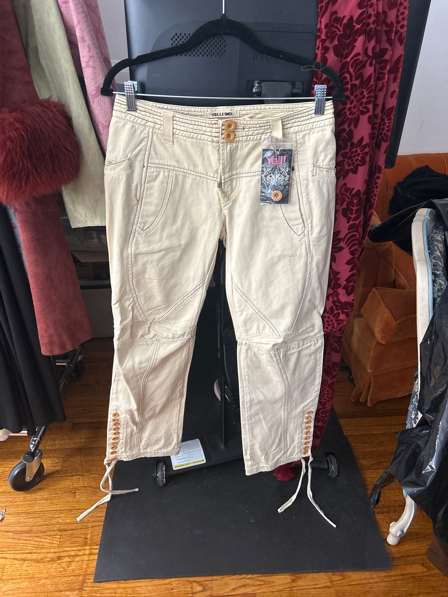 Yelli Cream twill pants