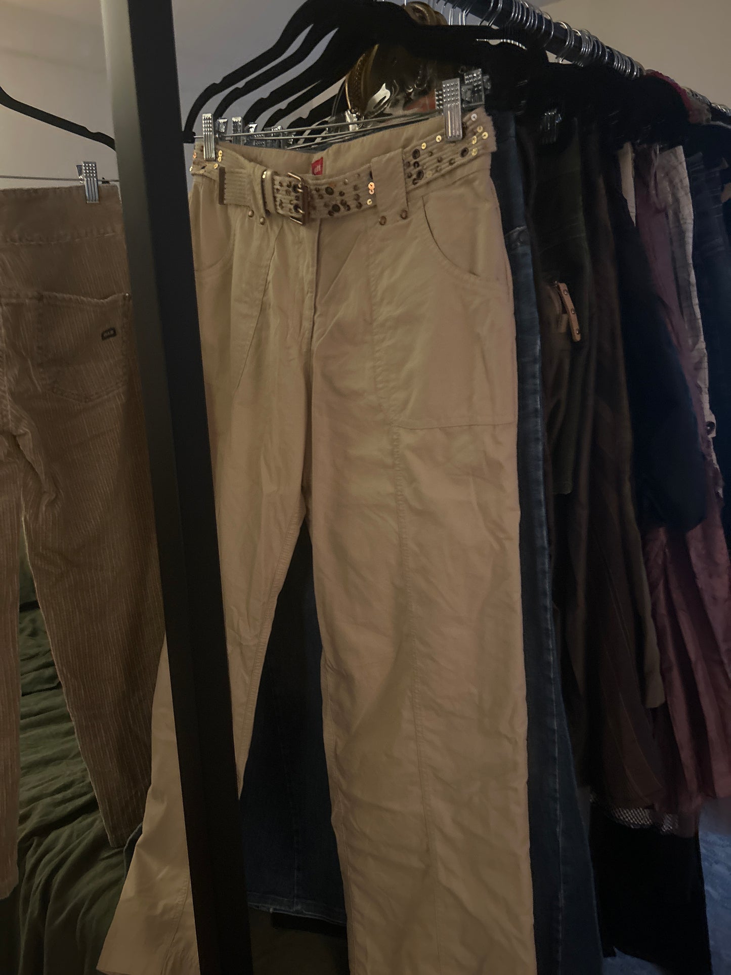 Tan trousers with sequin belt