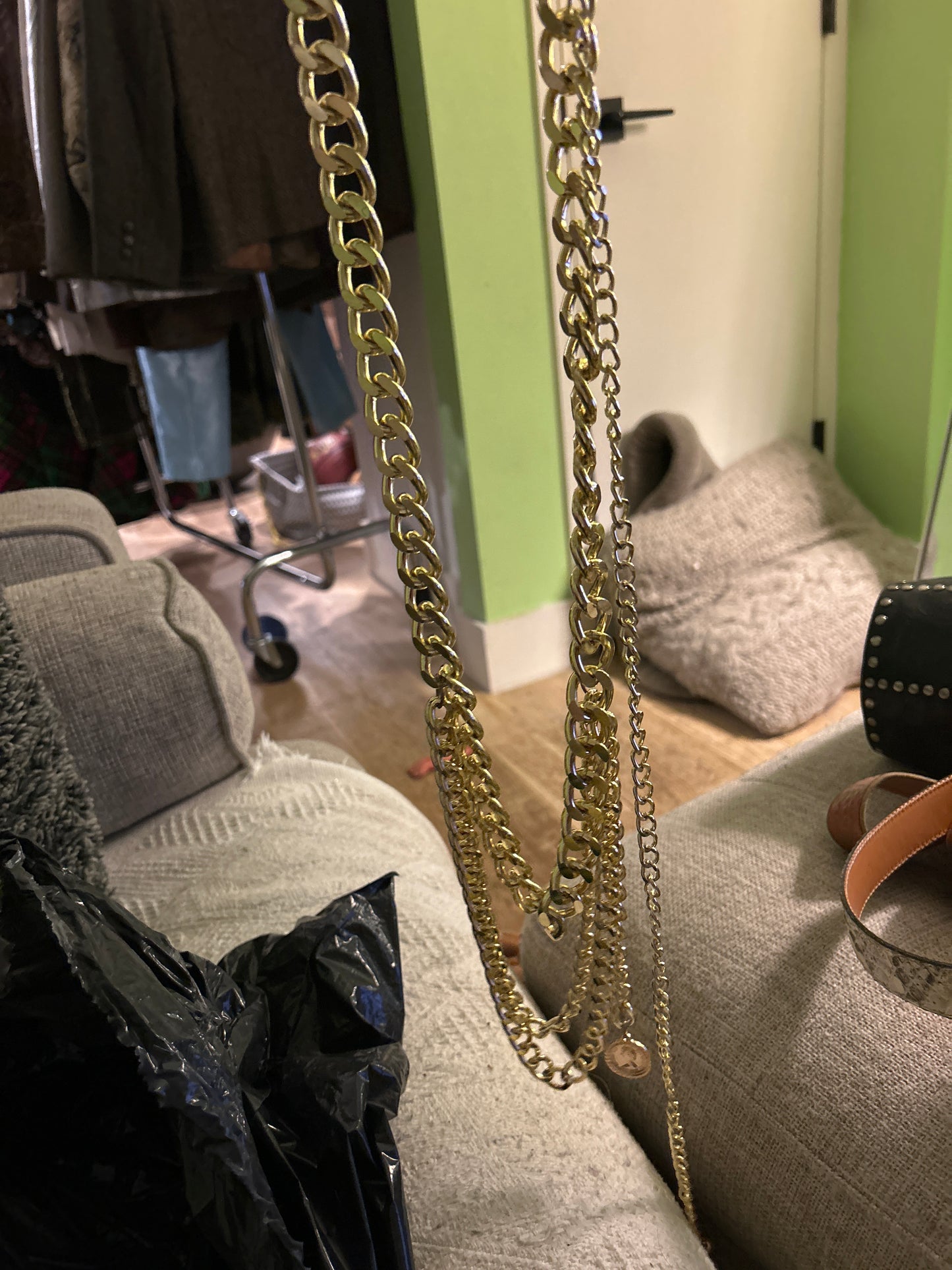 Triple gold chain belt