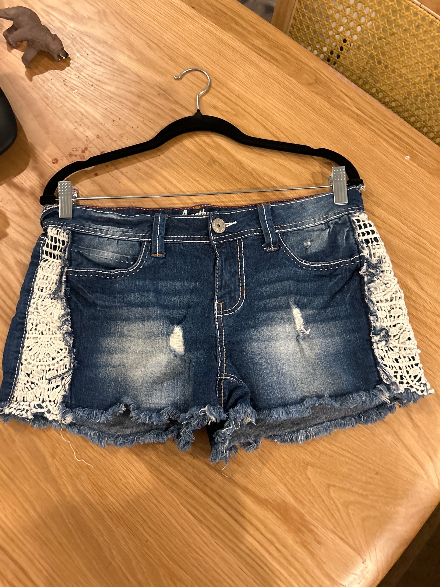 Amethyst jeans cut off shorts with lace