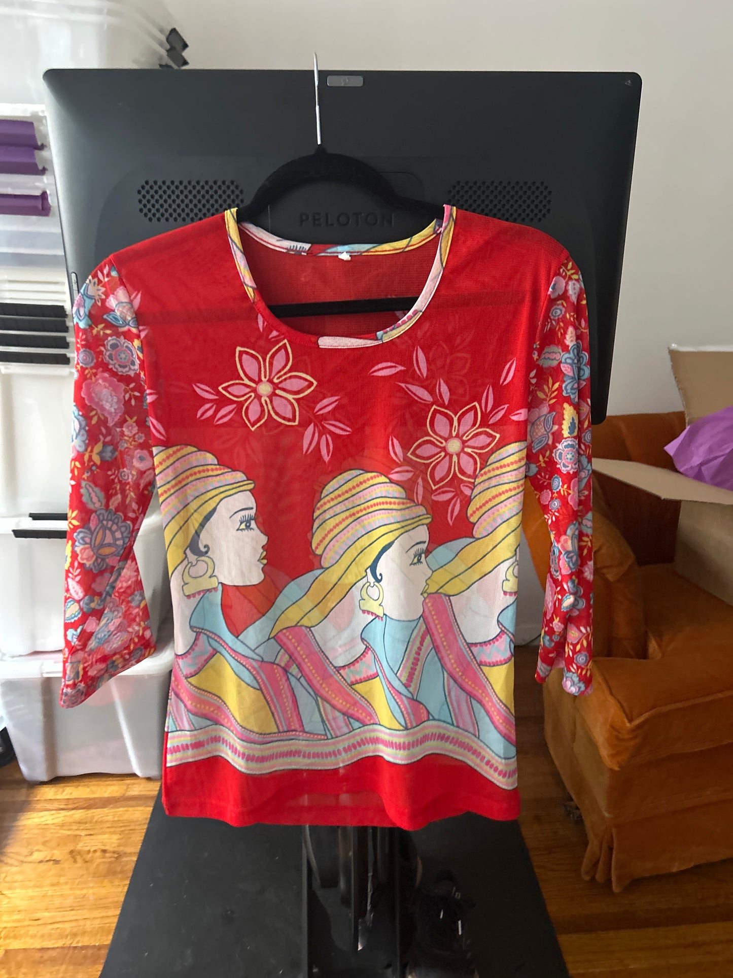 Sheet printed women top