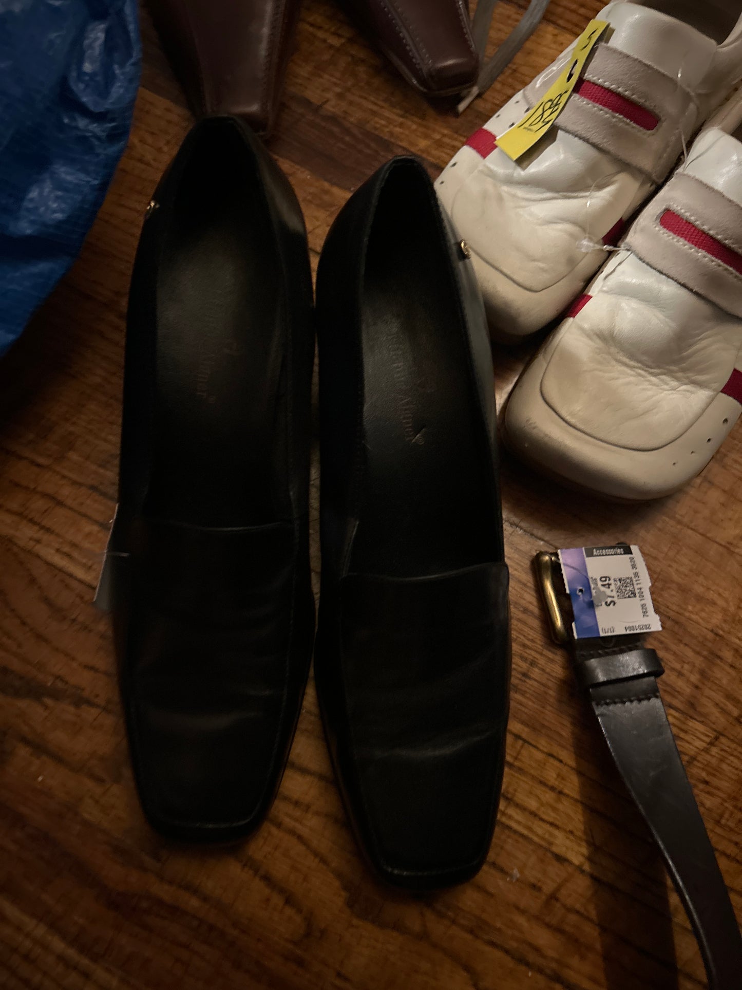 Etienne aigner loafers