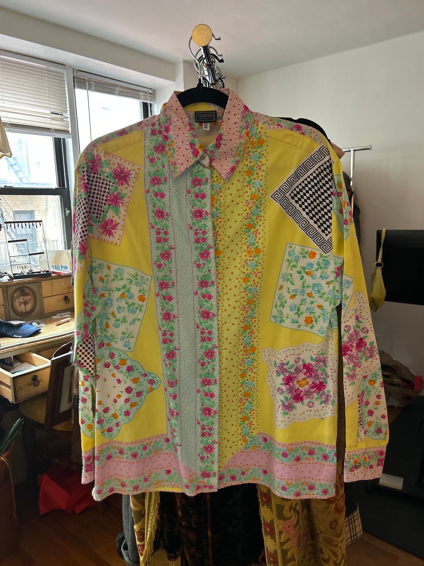 JM 246 Versus Versace print blouse