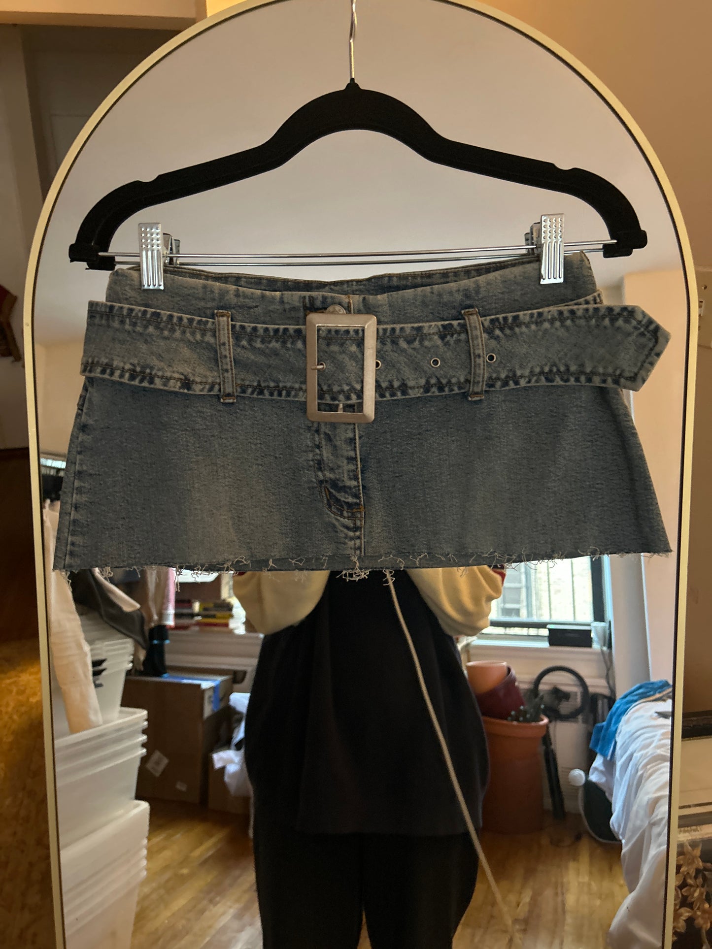 Belted micro mini skirt