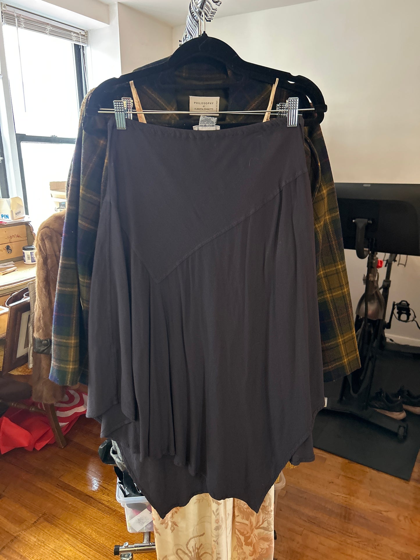 JM 252 Ghost grey skirt