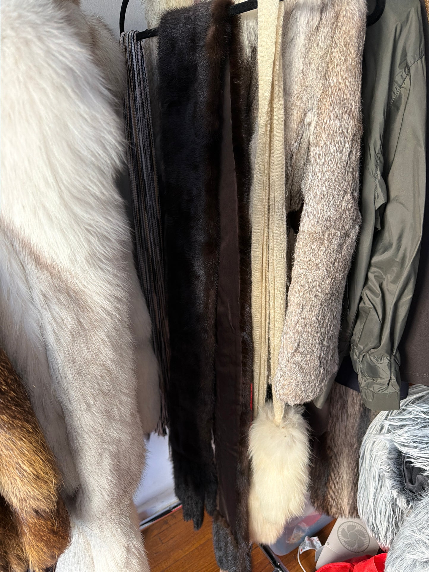 Mink tail shawl JM 4B