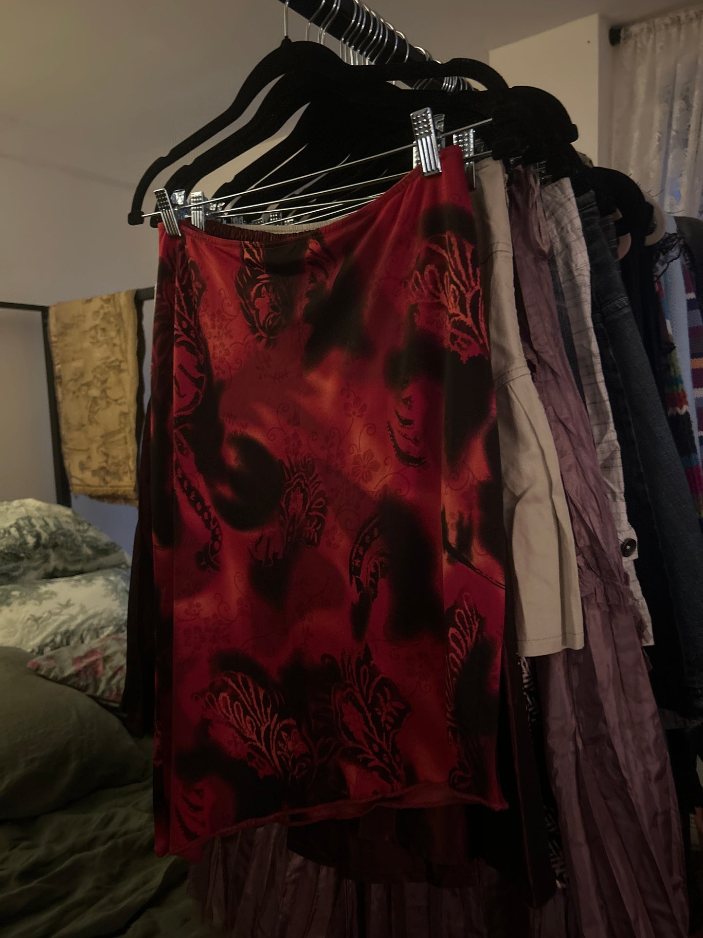 Red and black abstract skirt