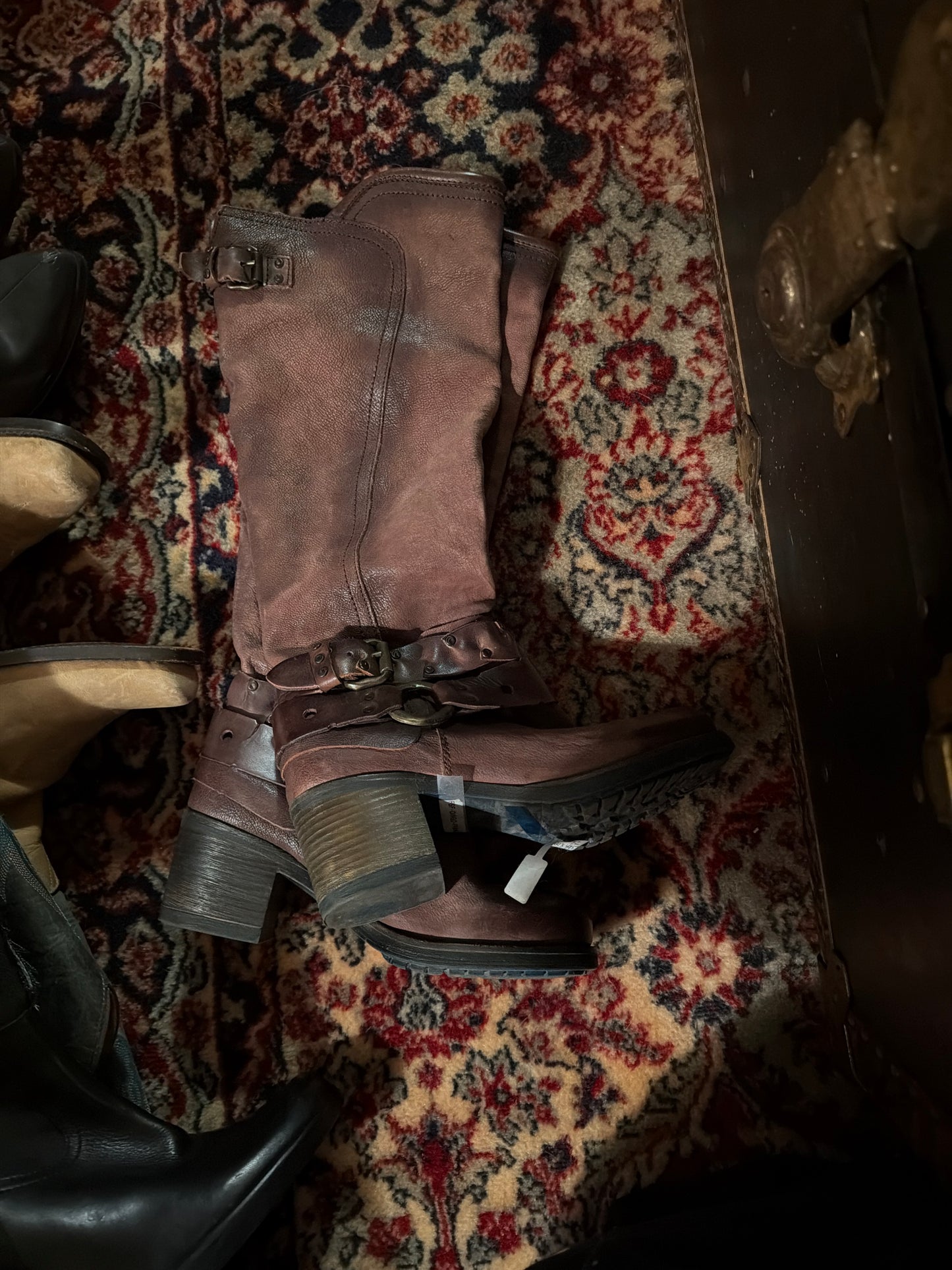 Brown boot with buckles JM 68