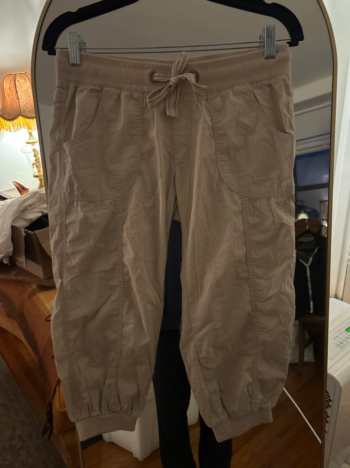 Tan cargo capris