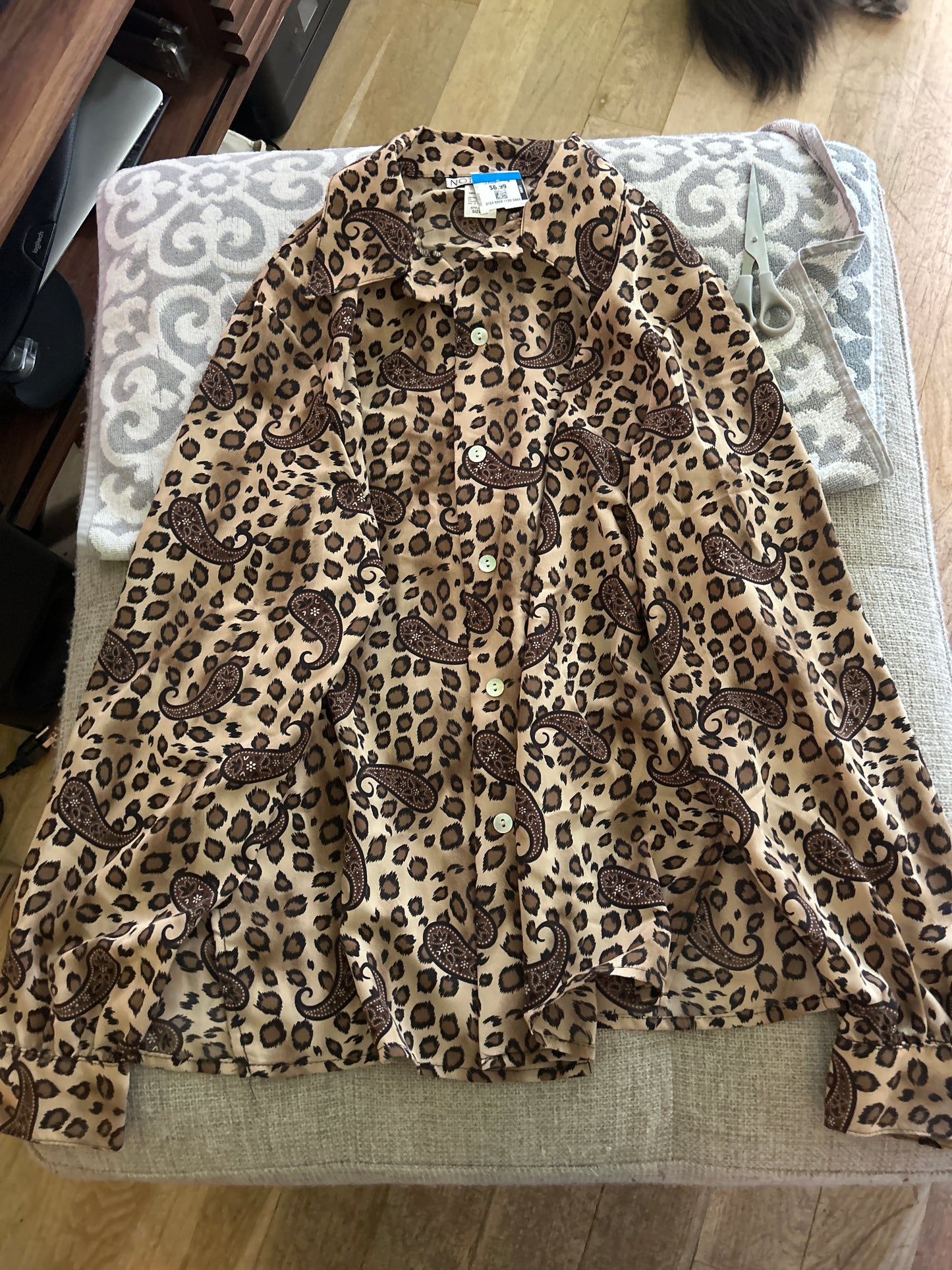 Paisley Leppard button up