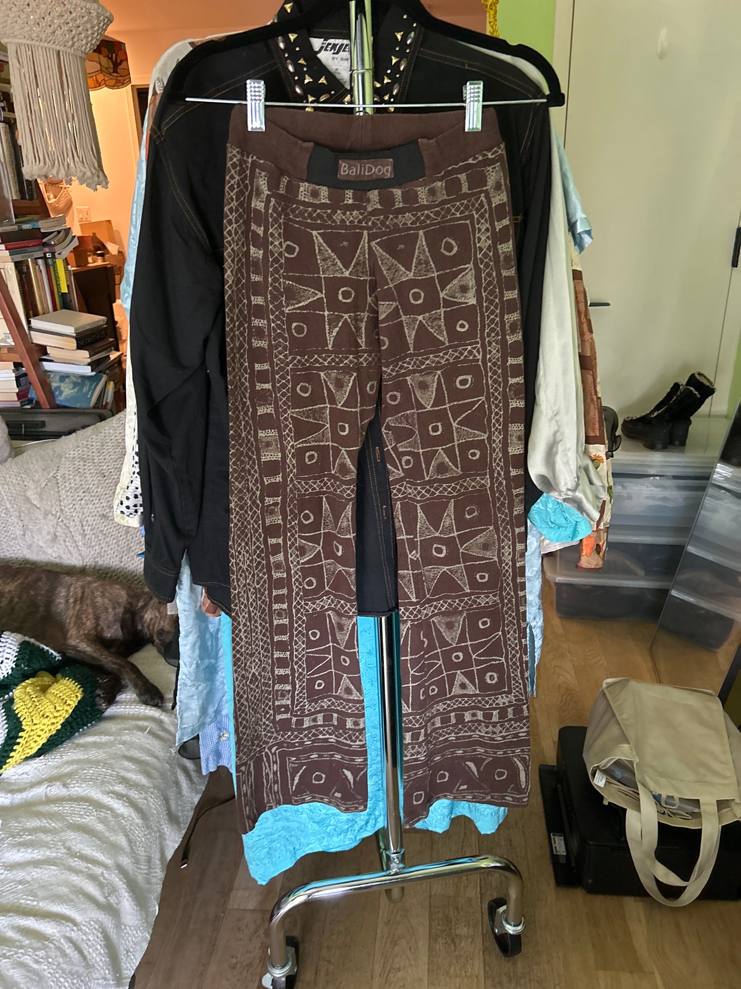 Bali dog pants