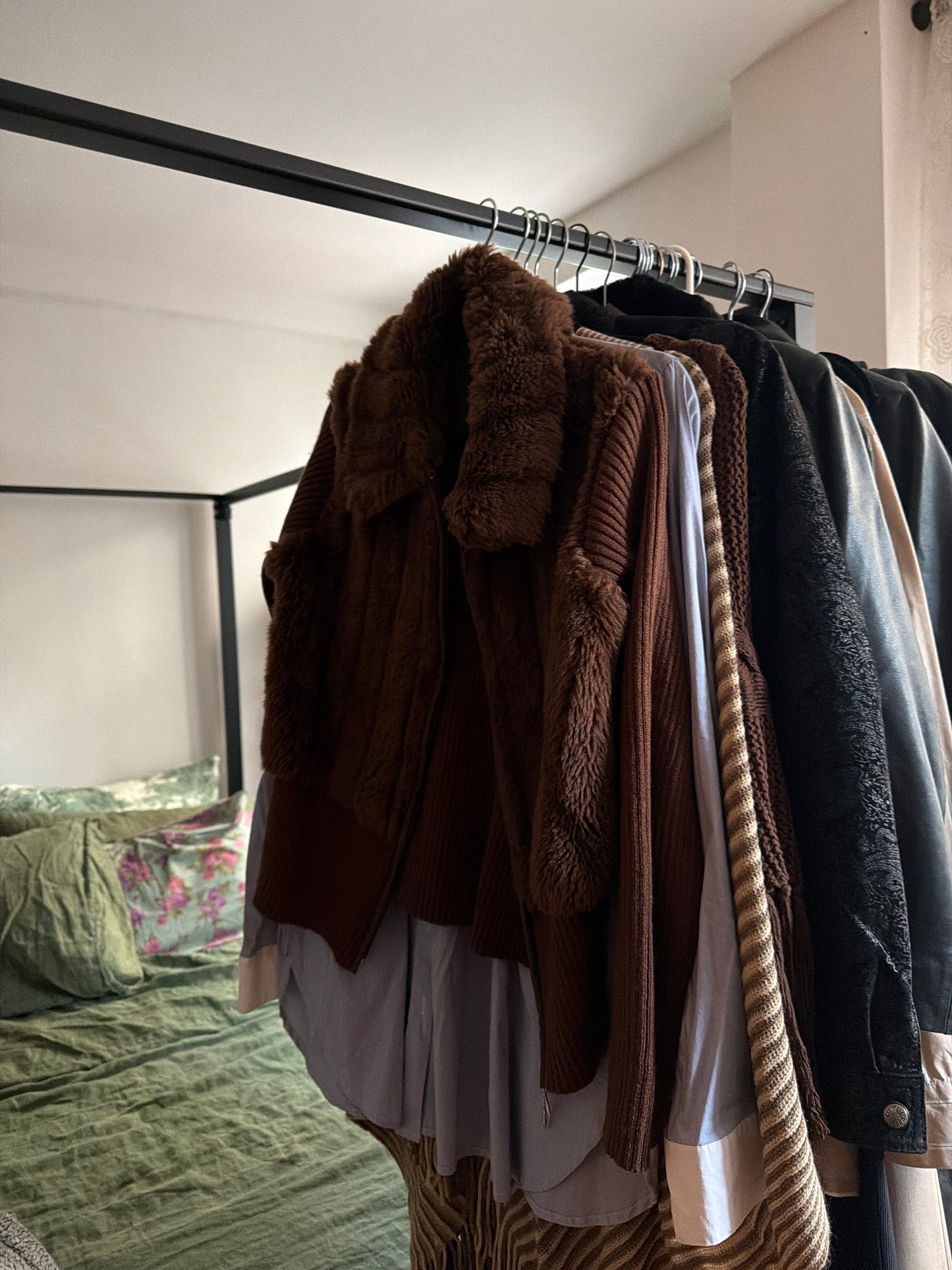 Capri brown zip up