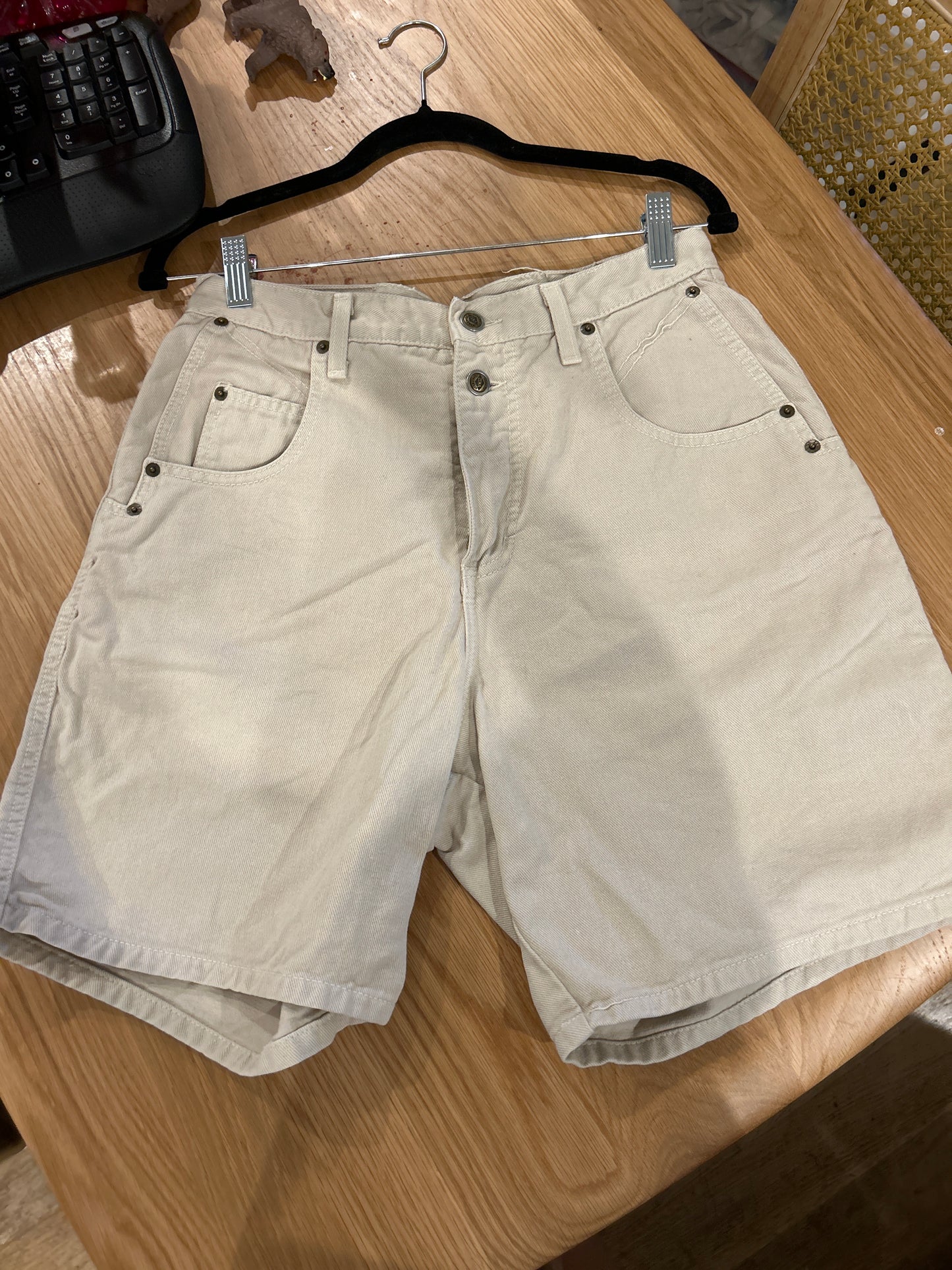 Zena denim shorts in ecru