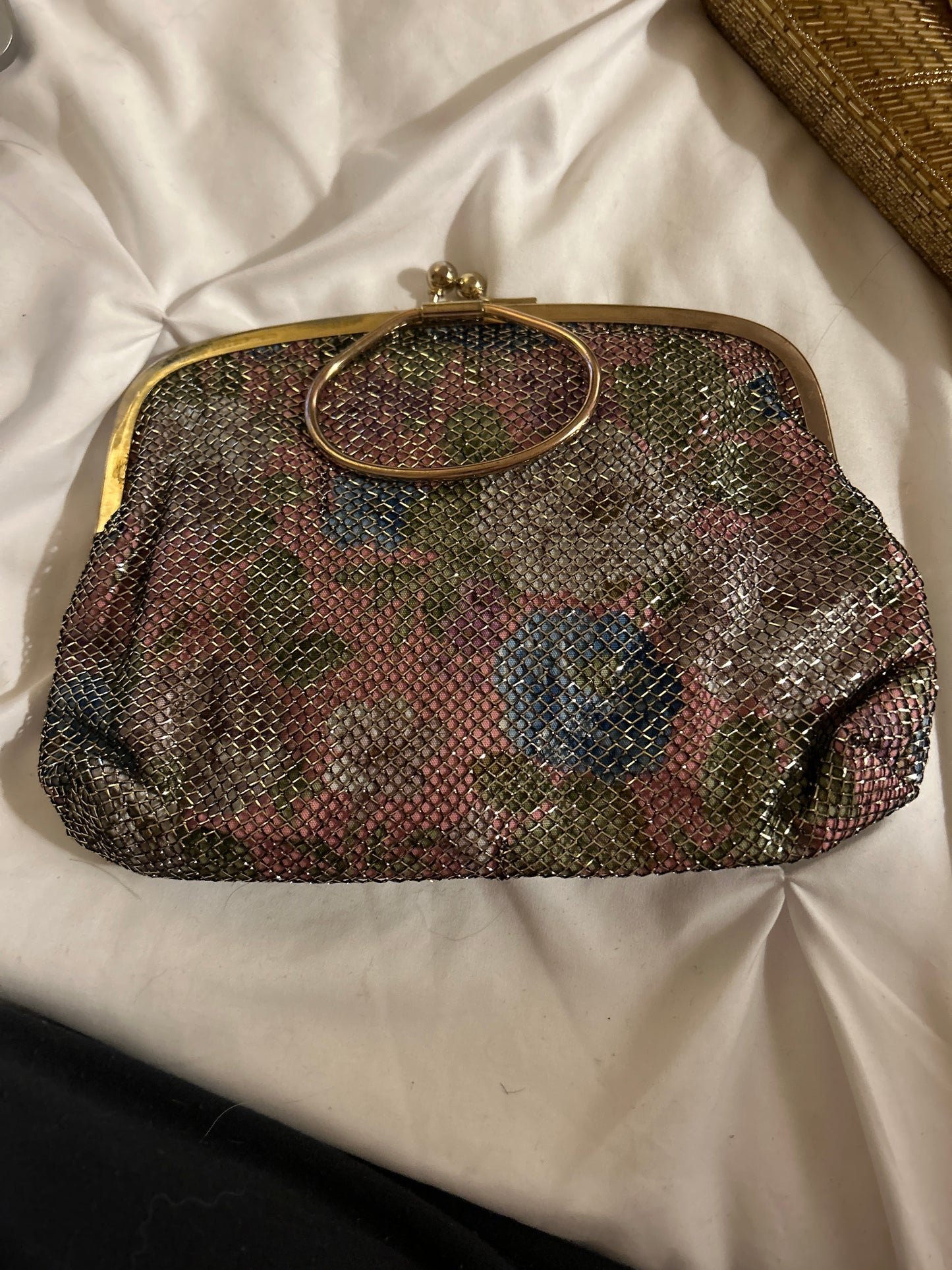 Vintage floral handbag