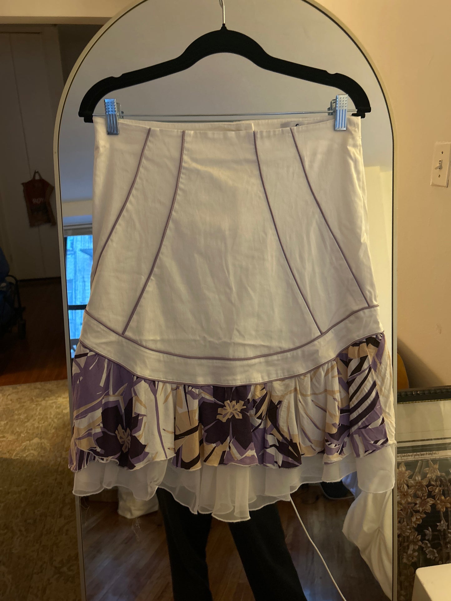 Sfarzo Italy white skirt purple floral ruffle