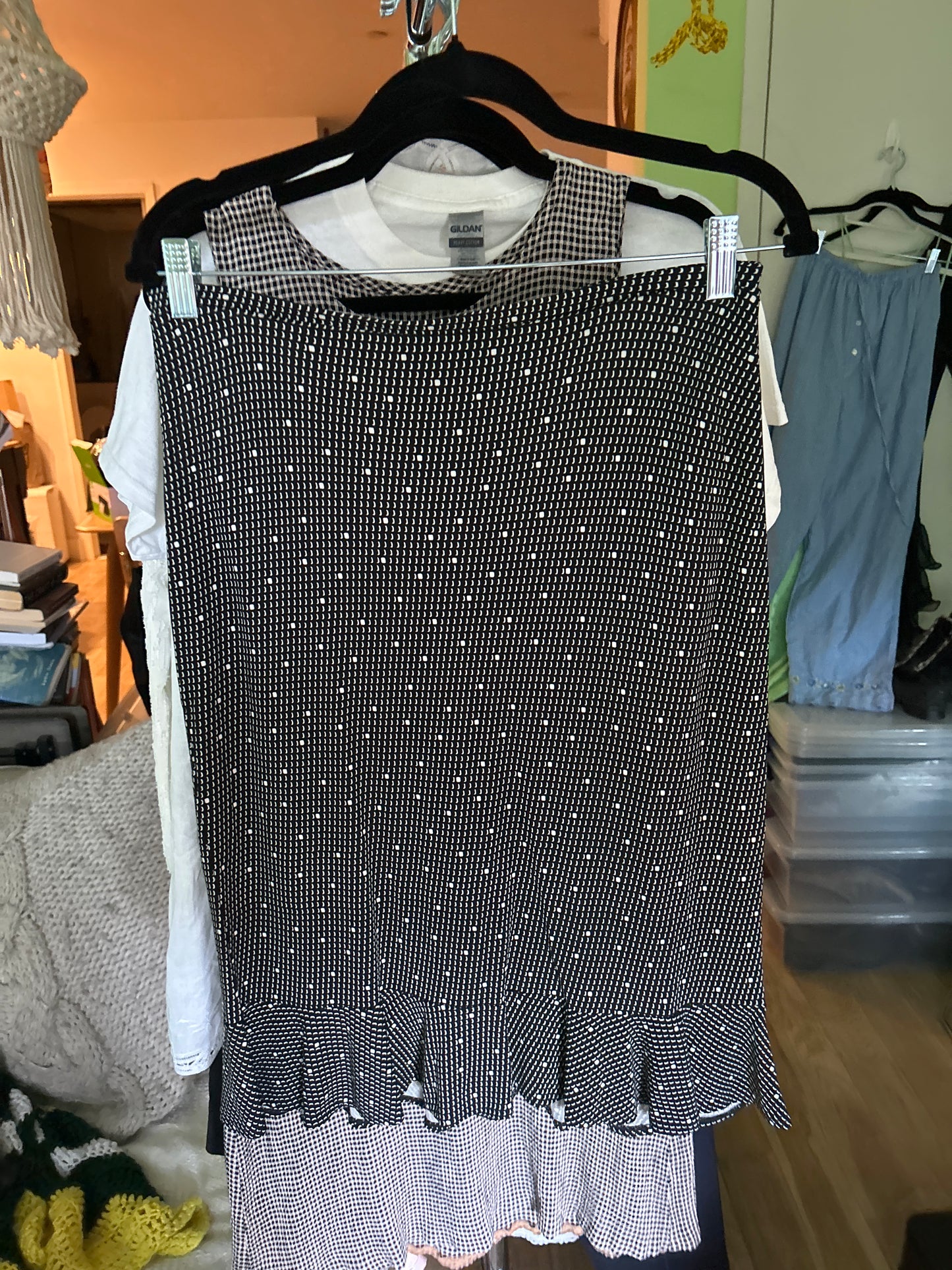 Ann Taylor black skirt