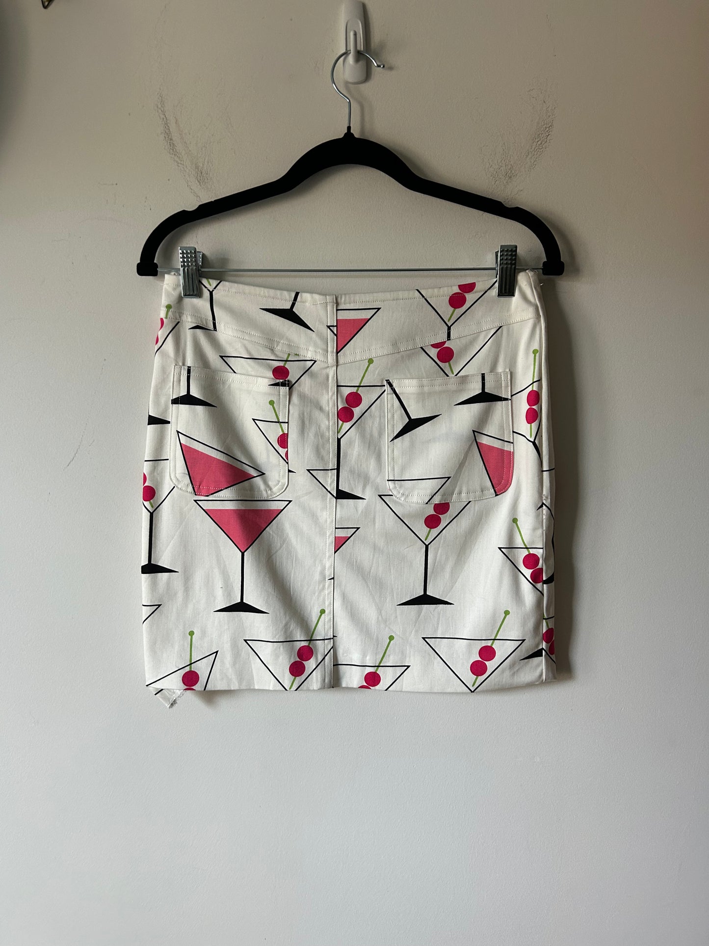 martini/cosmo print mini skirt