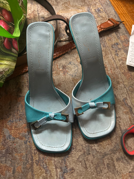 Cascade teal heels