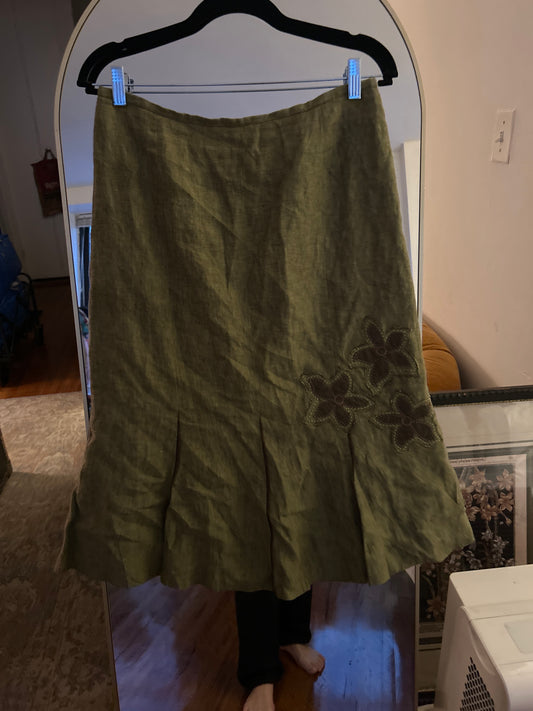 Green linen maxi skirt with floral embroidery