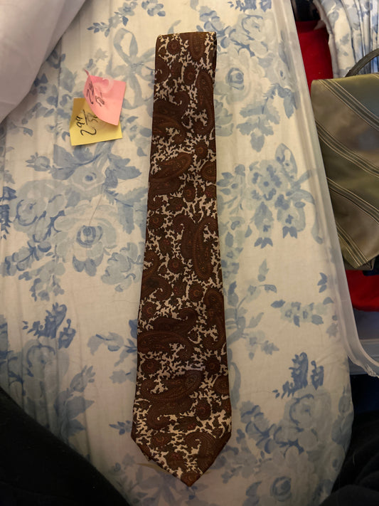 Paisley tie