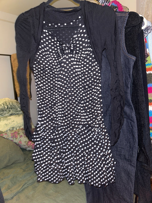 Polka dot dress with black sleeves