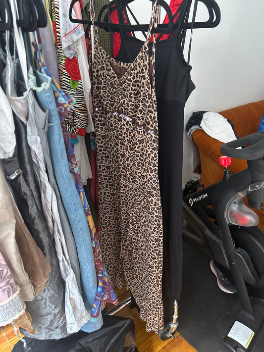 Leopard dress with ruffle