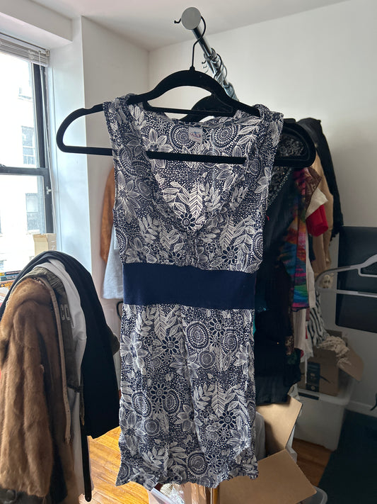 Lucy love Blue and white floral tank top