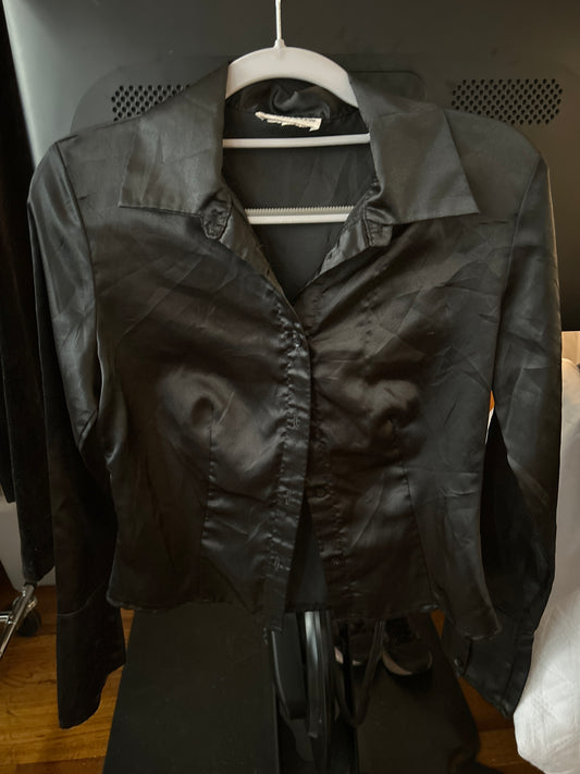 Mirrors Black silk button up
