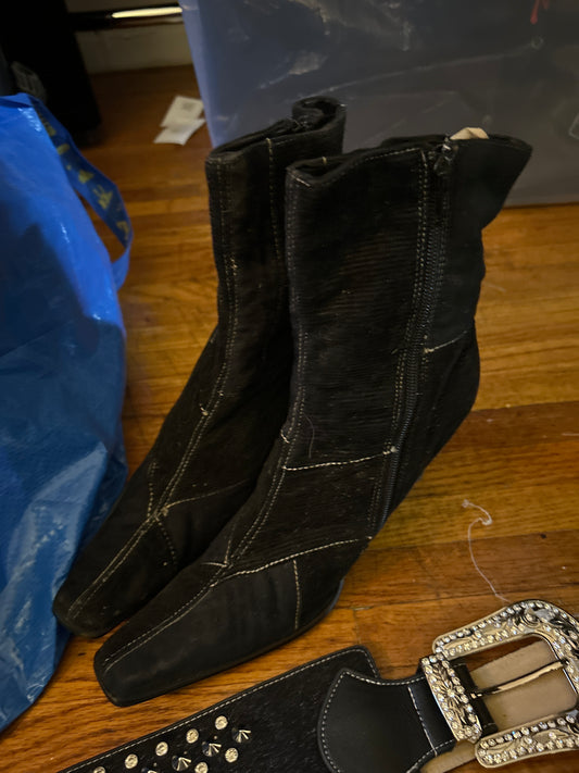 JM black corduroy boots sz 7 138