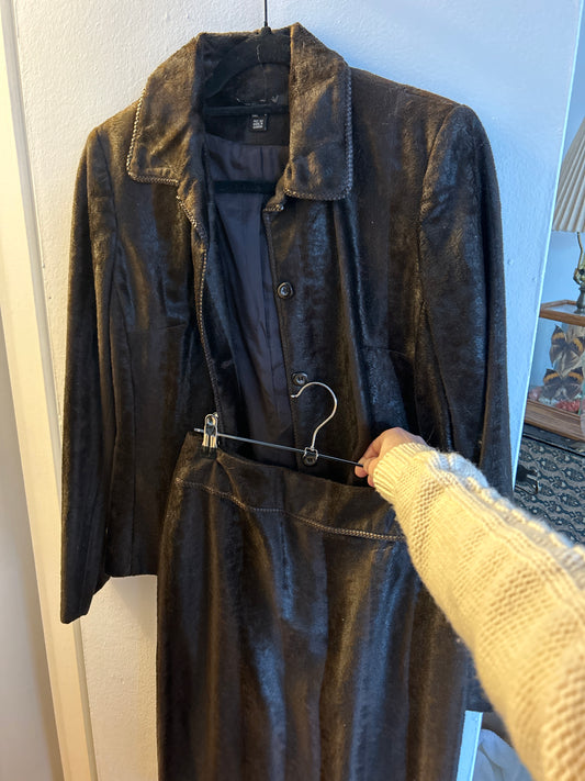 Faux fur brown skirt suit