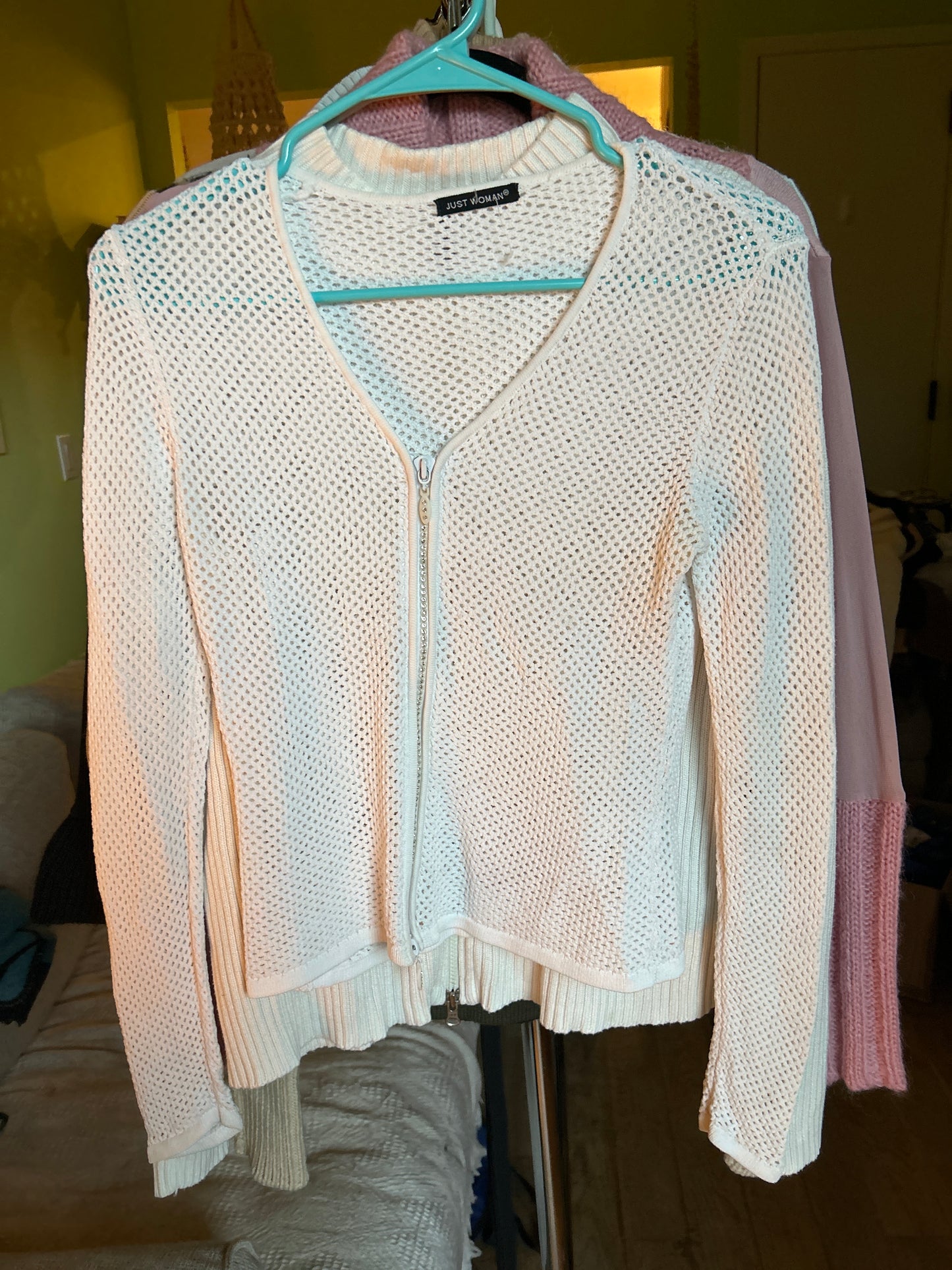 Crochet white double zip