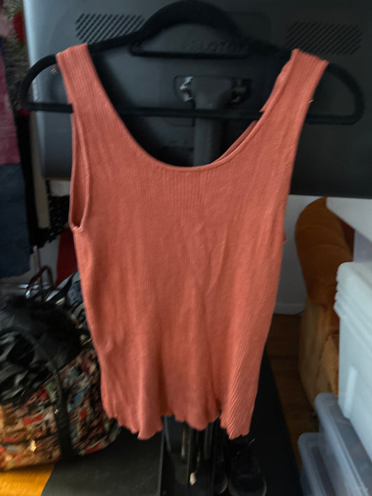 Coral knit tank top