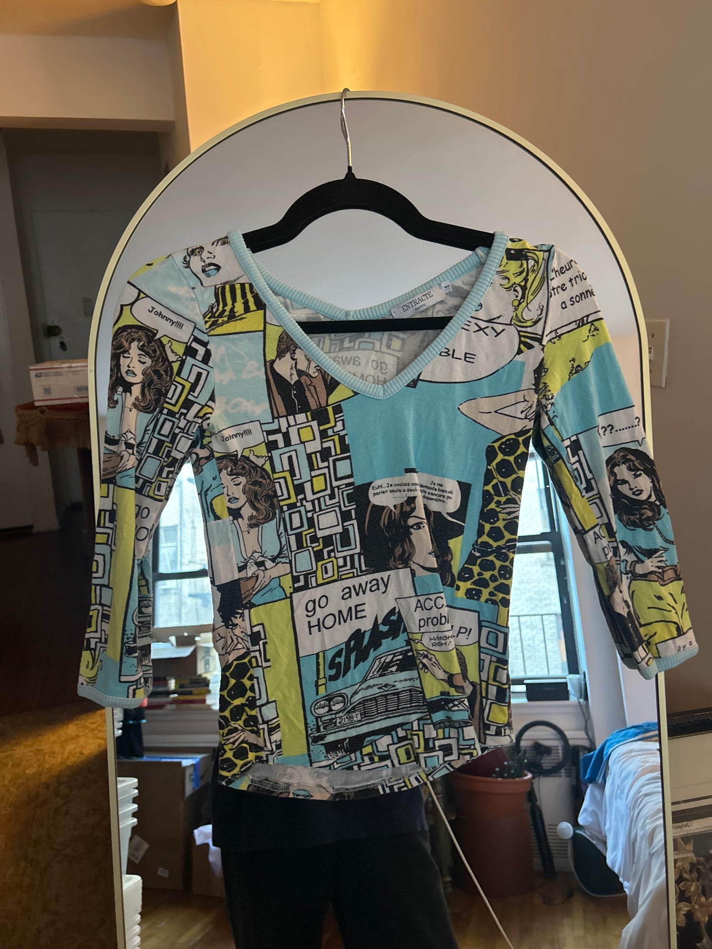 French newspaper print top