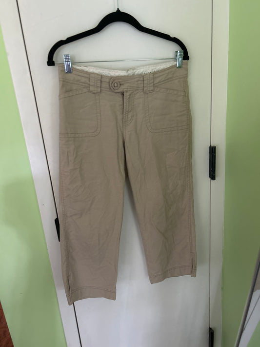 Tan capris