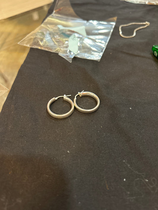 Italian hinge hoop 015050