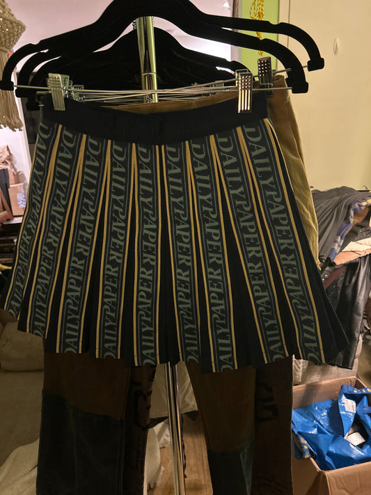 Daily paper skirt