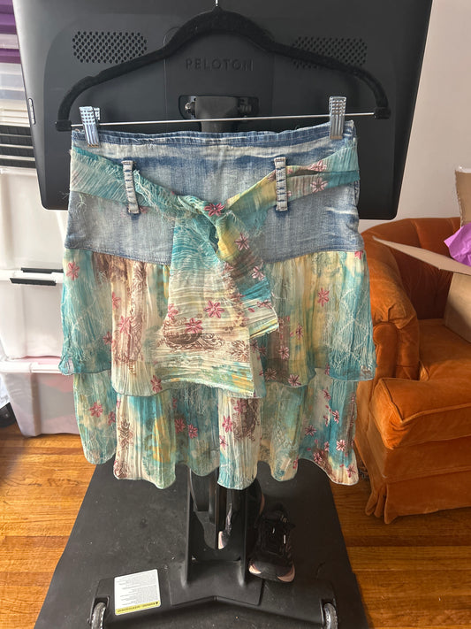 Denim skirt with colorful ruffle 01508G
