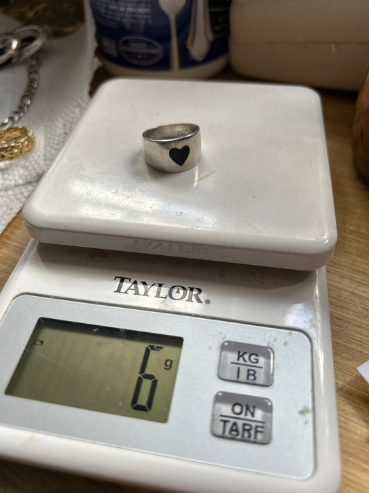 Sterling silver thick band with heart insert 6g 01502J