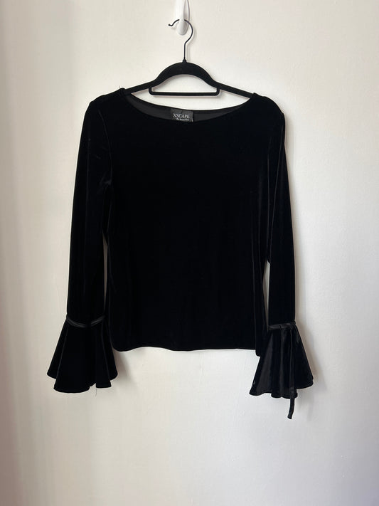 Velvet long sleeve bell sleeve